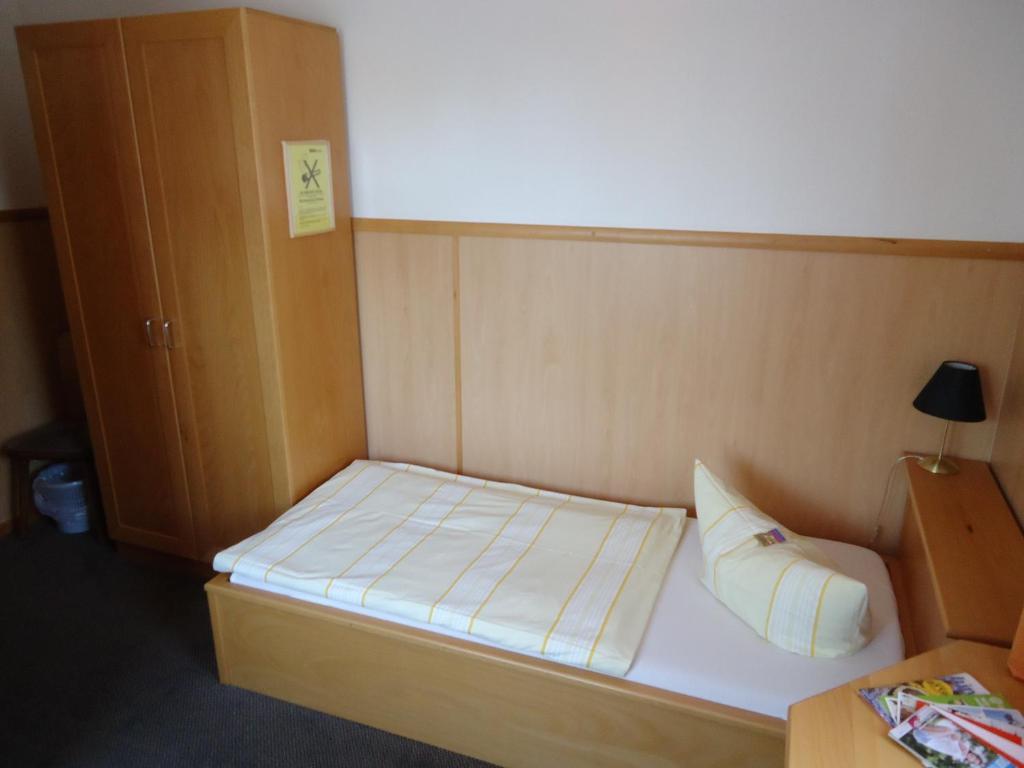 Cityhotel Magdeburgo Quarto foto
